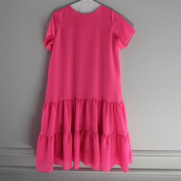 Pink Crinkle Short Sleeve V-Neck Mini Dress With Ruffled Hem - Picture 2 of 3